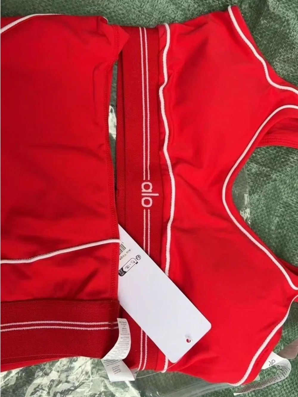 Alo women Red Athletic Bottom & tops set